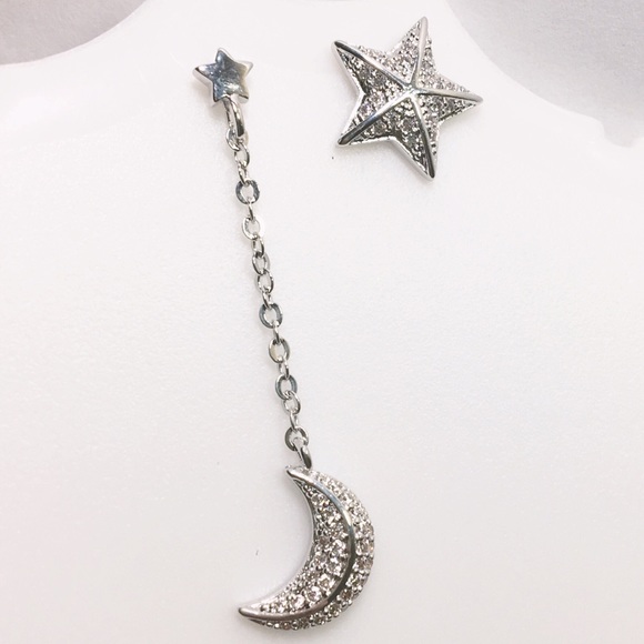 Goodchic Jewelry - Mismatch Star & Moon